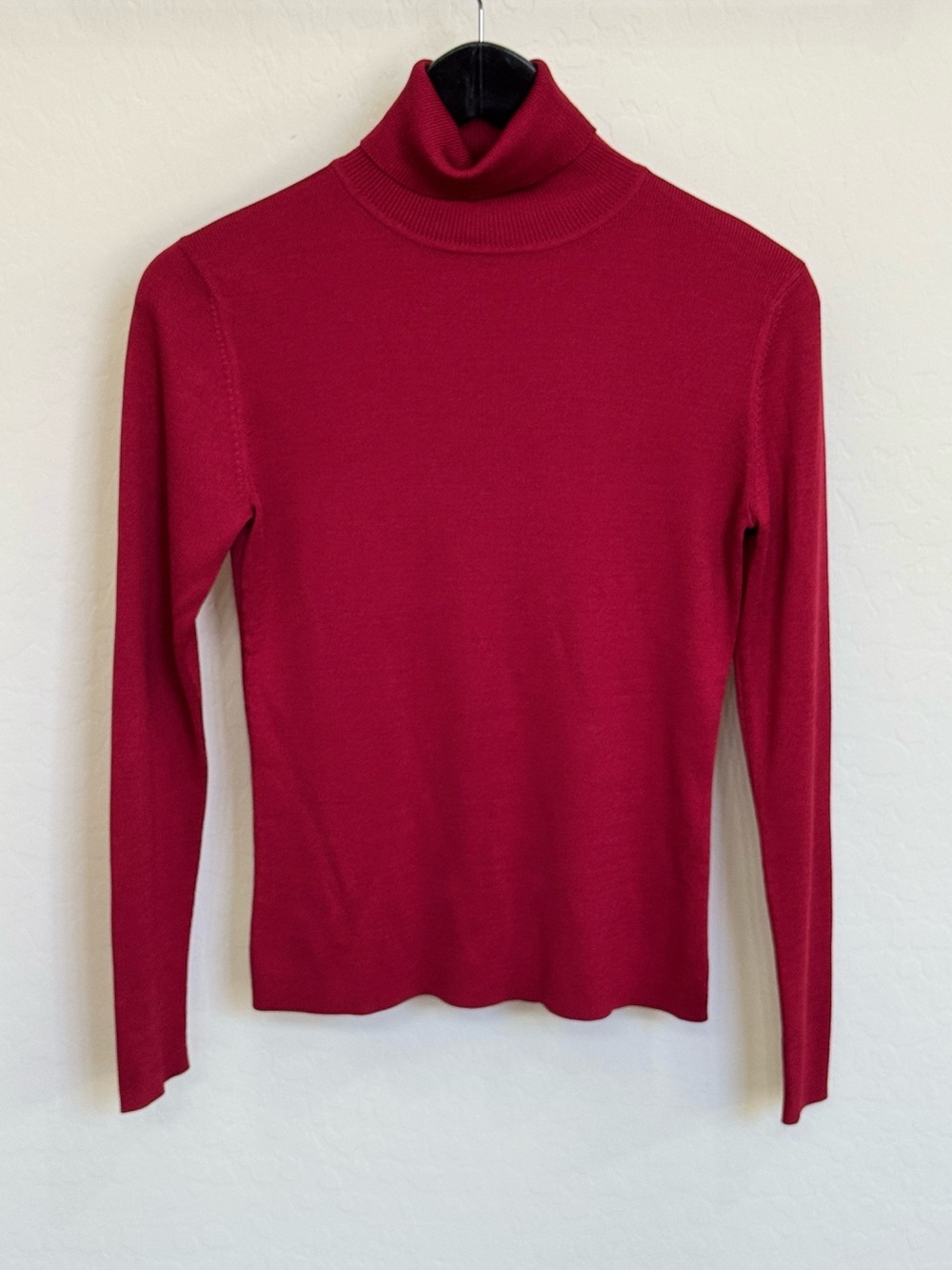 Ann Taylor 100% Silk Red Ribbed Turtleneck Sweater Slim Fit Size Small